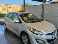 Gebraucht Hyundai i30 Comfort 116 PS (85 kW) 2012 Grau Limousine
