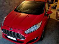 Usata Ford Fiesta Titanium 97 CV (71 kW) 2016 Rosso Utilitaria