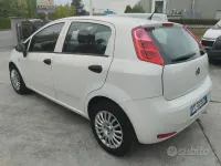 Usata Fiat Punto Street 95 CV (69 kW) 2018 Bianco Utilitaria