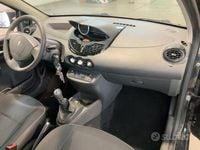 Usata Renault Twingo Night&Day 75 CV (55 kW) 2014 Grigio Utilitaria
