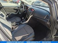 Usata Opel Astra Cosmo 125 CV (91 kW) 2011 Grigio Station wagon