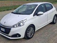 Usata Peugeot 208 Allure 82 CV (60 kW) 2017 Bianco Utilitaria