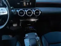 Usata Mercedes 200 Premium 163 CV (119 kW) 2019 Marrone Berlina