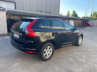 Usata Volvo XC60 Kinetic 150 CV (110 kW) 2015 Nero SUV