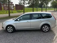 Usata Ford Focus 90 CV (66 kW) 2008 Grigio Station wagon