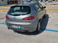 Usata Alfa Romeo 147 150 CV (110 kW) 2006 Grigio Utilitaria