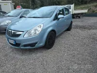 Usata Opel Corsa Cosmo 60 CV (44 kW) 2008 Bluazzurro Utilitaria