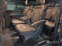 Usata Mercedes V250 2023 Blu Monovolume