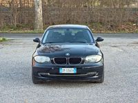 Usata BMW 118 143 CV (105 kW) 2007 Nero Utilitaria