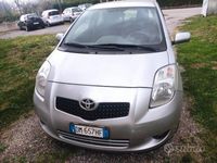 usata Toyota Yaris 1.3 3 porte M-MT Sol( cambio automati