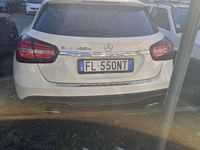 Usata Mercedes GLA200 136 CV (100 kW) 2017 Bianco SUV