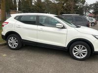 Usata Nissan Qashqai Acenta 115 CV (84 kW) 2015 Bianco SUV