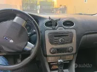 Usata Ford Focus 90 CV (66 kW) 2010 Grigio Station wagon