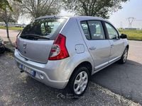 Usata Dacia Sandero 75 CV (55 kW) 2010 Grigio Berlina