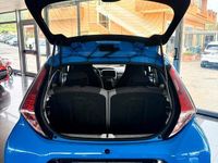 Usata Toyota Aygo X-play 69 CV (50 kW) 2017 Blu Utilitaria