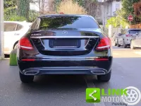 Usata Mercedes E220 194 CV (142 kW) 2019 Nero ossidiana Berlina