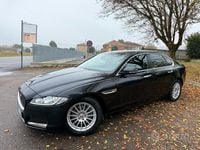 Usata Jaguar XF 180 CV (132 kW) 2018 Nero Berlina