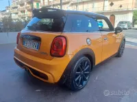Usata Mini Cooper S 192 CV (141 kW) 2014 Arancione Utilitaria