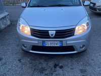 Usata Dacia Sandero 75 CV (55 kW) 2008 Utilitaria