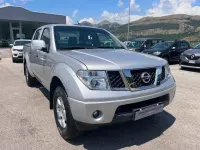 Usata Nissan Navara 171 CV (125 kW) 2008 Grigio