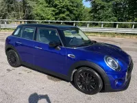 Usata Mini ONE 102 CV (75 kW) 2019 Blu/azzurro Utilitaria