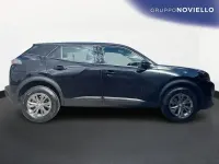 Käytetty Peugeot 2008 Active 131 HP (96 kW) 2023 Musta Katumaasturi