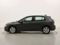 Usata VW Golf VIII Life 116 CV (85 kW) 2022 Grigio Berlina