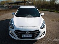 Usata Hyundai i30 GO! 110 CV (80 kW) 2016 Bianco Station wagon
