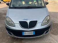 Usata Lancia Musa 90 CV (66 kW) 2005 Grigio Monovolume