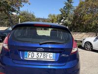 Gebraucht Ford Fiesta 75 PS (55 kW) 2016 Blau Limousine