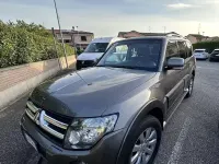 Usata Mitsubishi Pajero Instyle 200 CV (147 kW) 2009 Marrone SUV
