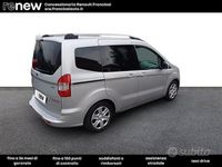 Usata Ford Tourneo Courier 101 CV (74 kW) 2018 Grigio Monovolume