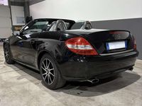Usata Mercedes SLK200 163 CV (119 kW) 2007 Nero Cabrio