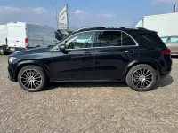Usata Mercedes GLE450 AMG Premium Plus 367 CV (269 kW) 2023 Nero metallizzato SUV