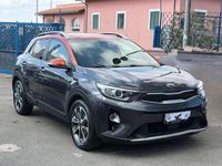 Usata Kia Stonic Urban 110 CV (80 kW) 2017 Grigio SUV