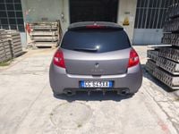 Usata Renault Clio R.S. R.S. 203 CV (149 kW) 2012 Grigio Utilitaria
