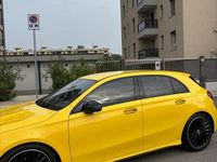 Usata Mercedes A180 AMG line 136 CV (100 kW) 2023 Giallo Berlina