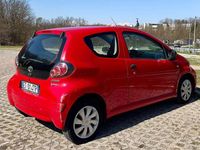 Usata Toyota Aygo Connect Style 68 CV (50 kW) 2014 Rosso Utilitaria