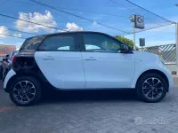 Usata Smart ForFour Passion 71 CV (52 kW) 2014 Bianco Utilitaria