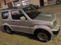 Usata Suzuki Jimny 86 CV (63 kW) 2006 Grigio SUV