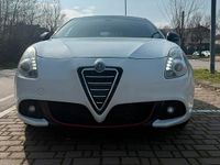 Usata Alfa Romeo Giulietta 105 CV (77 kW) 2011 Bianco Utilitaria