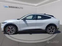 Usata Ford Mustang Mach-E Standard Range 197 kW (269 CV) 2022 Bianco SUV
