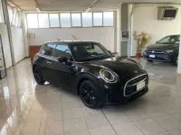Usata Mini Cooper Classic 136 CV (100 kW) 2022 Nero Utilitaria