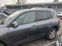 Usata Toyota RAV4 Luxury 150 CV (110 kW) 2009 Grigio SUV