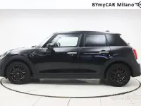 Begagnad Mini ONE Classic 75 HK (55 kW) 2022 Svart Halvkombi