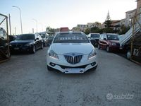 Usata Lancia Delta 120 CV (88 kW) 2009 Bianco Utilitaria
