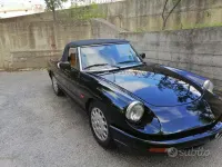 Usata Alfa Romeo Spider 106 CV (77 kW) 1990 Cabrio