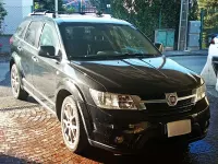 Usata Fiat Freemont Lounge 170 CV (125 kW) 2012 Nero SUV