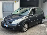 Usata Renault Scénic II 111 CV (81 kW) 2006 Bluazzurro Monovolume
