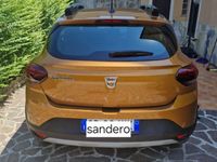 Usata Dacia Sandero Stepway 90 CV (66 kW) 2021 Giallo Utilitaria